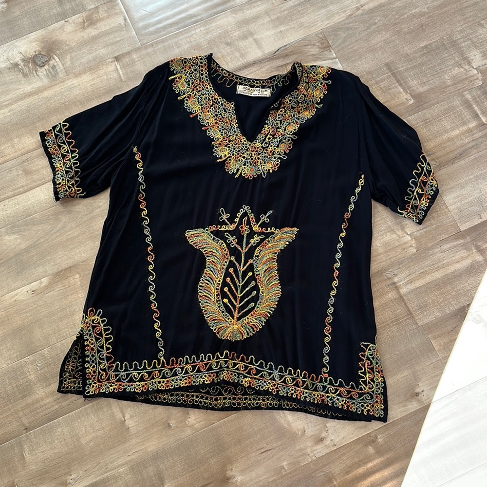 Turkish Embroidered Shirt. Very pretty. In excellent condition.